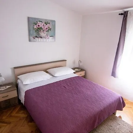 Apartamento By The Sea Necujam, Solta - 11090 Grohote